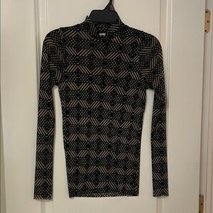 Chic Black and Tan Patterned Long Sleeve Top